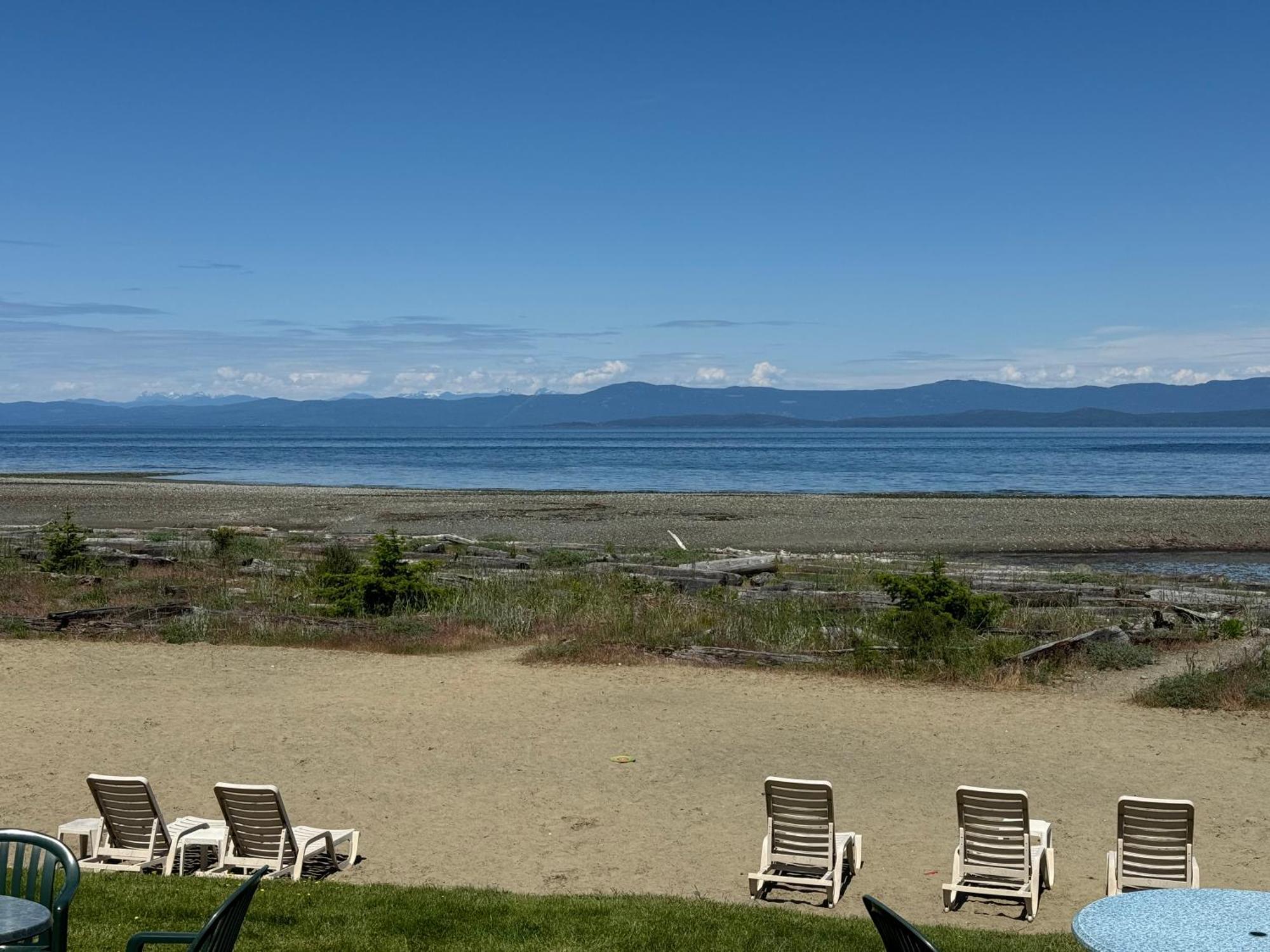 Shorewater Resort Beachfront Studio - 2 Beds Qualicum Beach Exterior photo